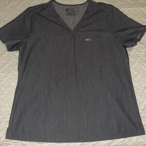 FIGS Top V-Neck XL
